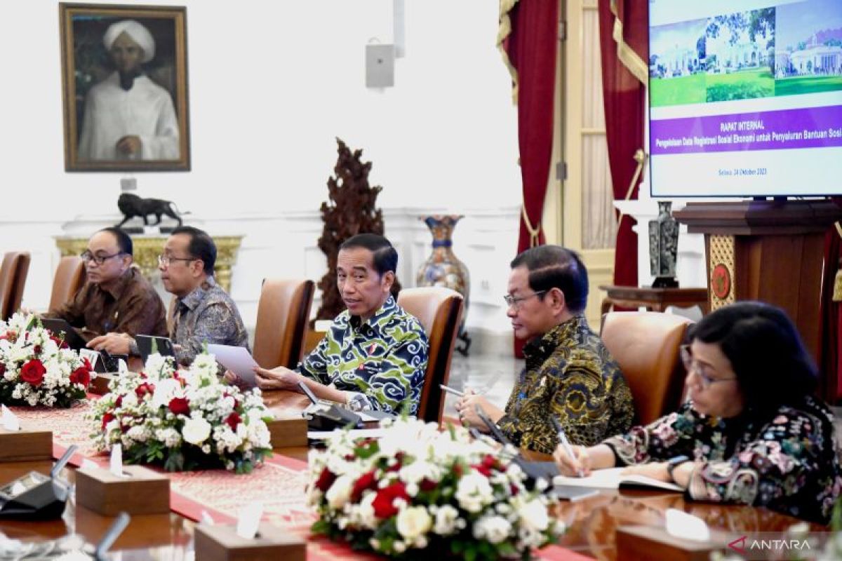 Instruksi Jokowi untuk optimalisasi penggunaan data registrasi sosial ekonomi