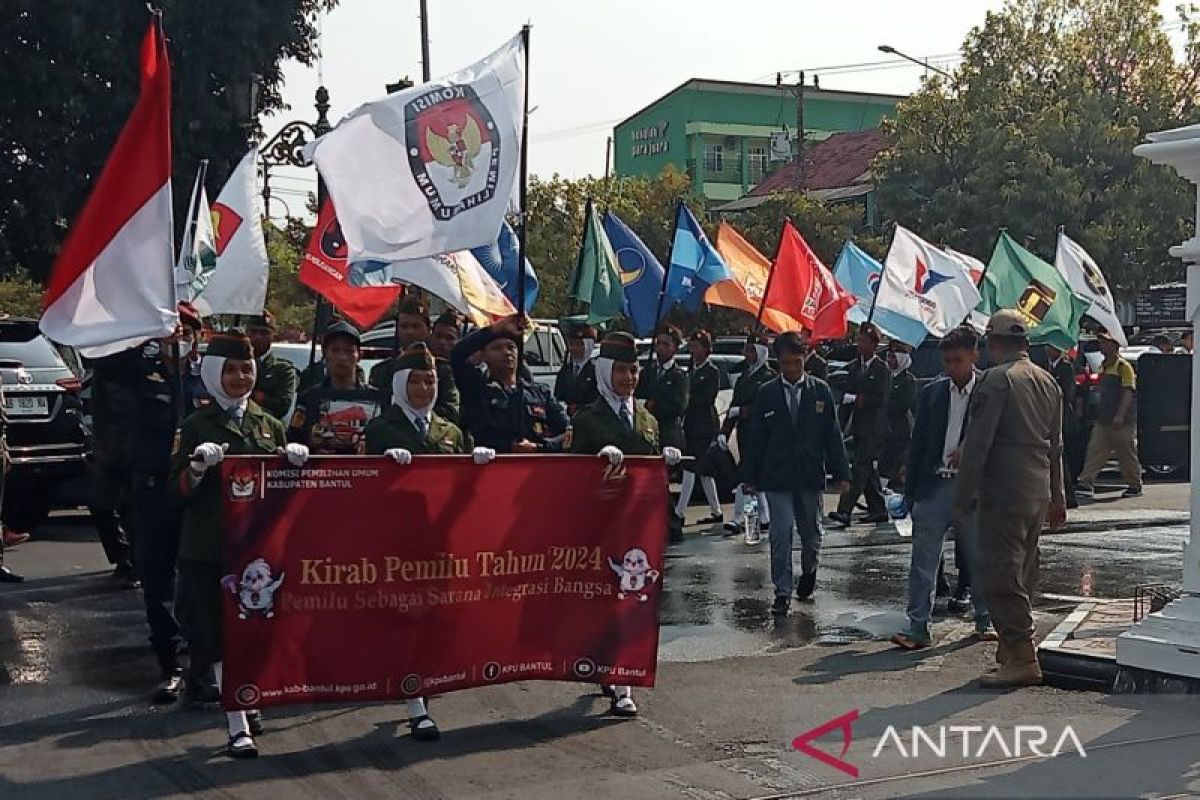 Kirab Pemilu 2024: Menciptakan Pengalaman yang Lebih Bermakna Daripada Sekadar Arak-arakan Bendera Partai Politik