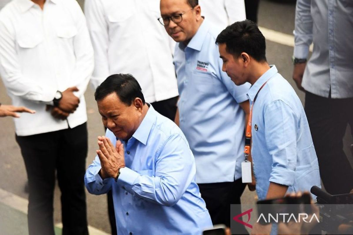 Prabowo Tak Cuti di Hari Ke-3 Kampanye, Temui PM Anwar di Malaysia