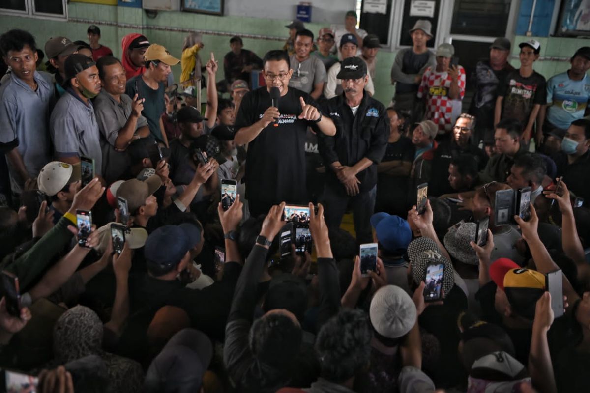 Anies menyebut ada barisan di luar partai yang mendukung perubahan tanpa memberi rincian lebih lanjut