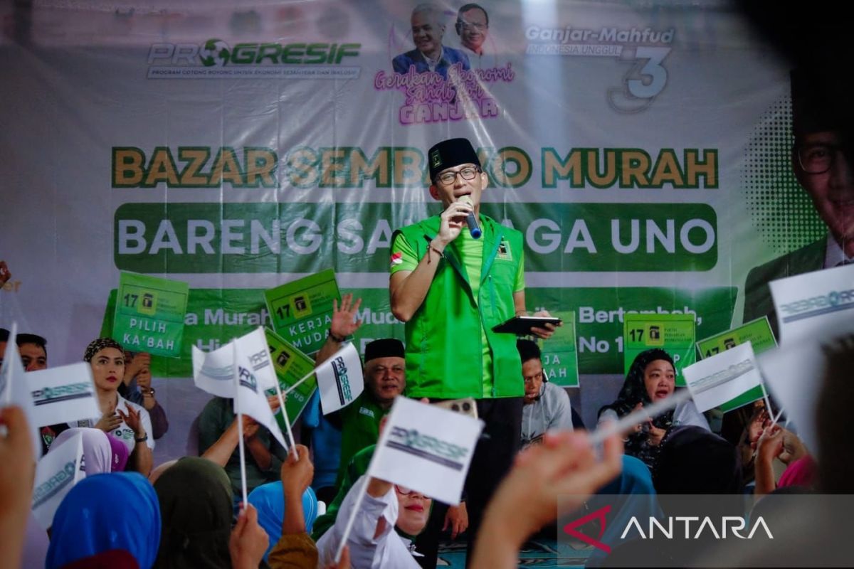 Sandiaga Menggelar Program Sembako Murah dan Mengajak Warga untuk Mendukung Pemenangan Ganjar-Mahfud