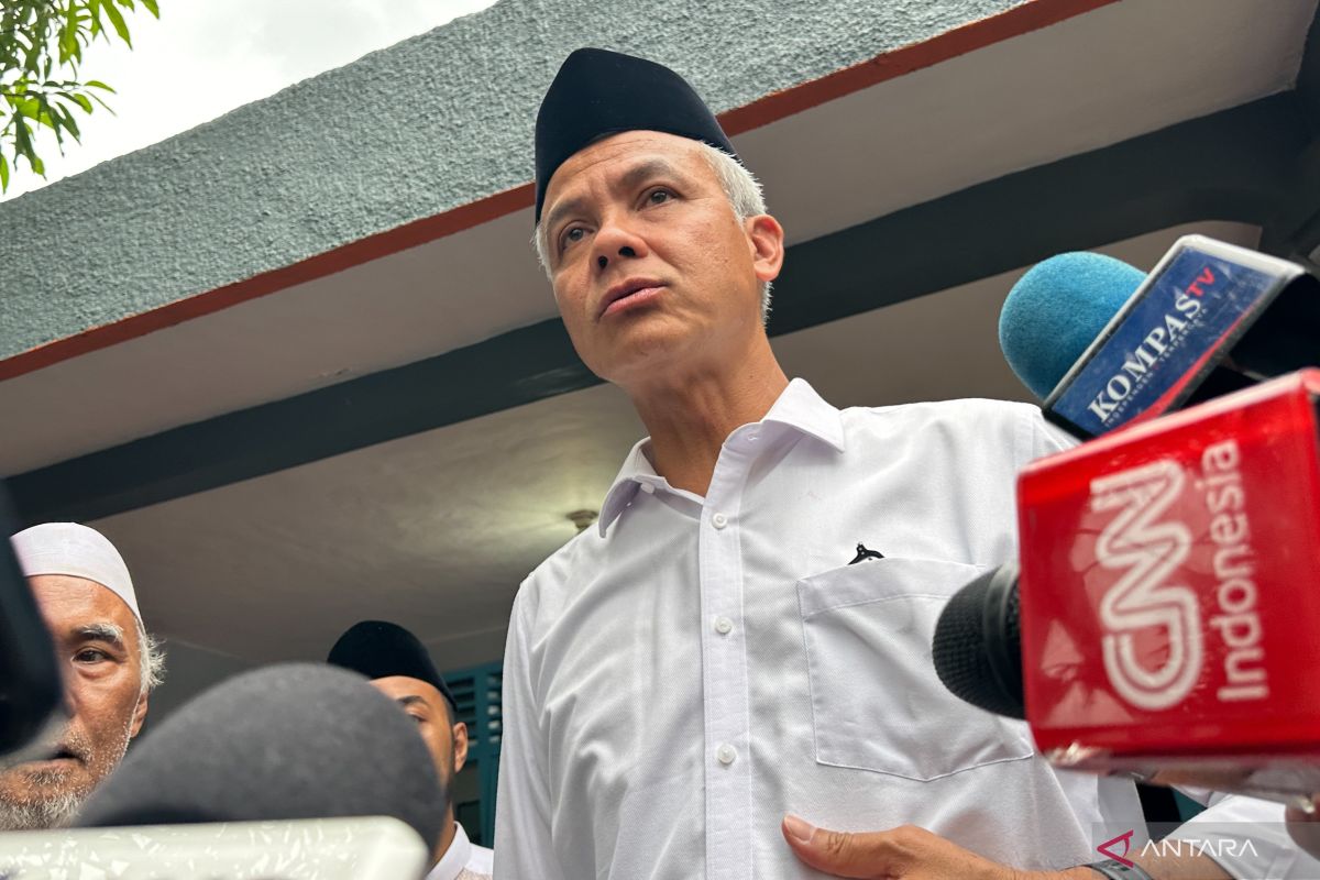 Ganjar Jelaskan Alasan Batal Merayakan Tahun Baru Bersama Mahfud