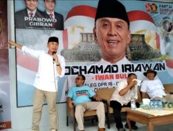 Iwan Bule berinteraksi langsung dengan masyarakat di Jabar, mulai dari PKL hingga Pelaku UMKM, untuk mendengar aspirasi mereka