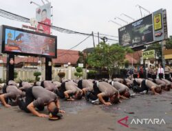 Beberapa personel Polres Sukabumi Kota mendapat kenaikan pangkat