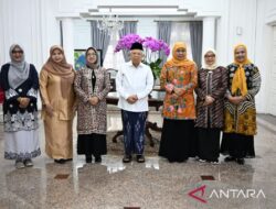 Wapres Menerima Khofifah untuk Bahas Peringatan HUT Ke-78 Muslimat NU