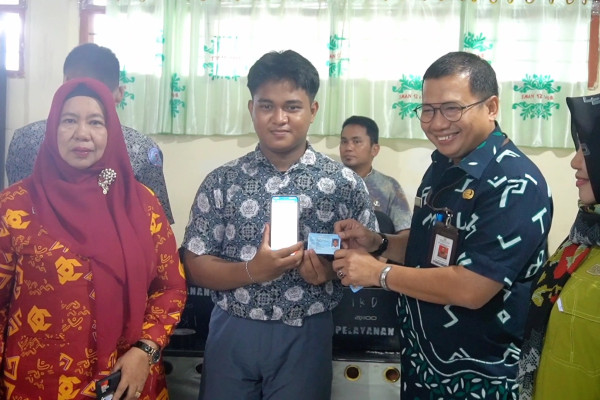 Pemerintah Provinsi Sulawesi Selatan Menargetkan Perekaman e-KTP untuk 200 Ribu Pemilih Pemula