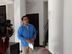 Ridwan Kamil mendatangi Bawaslu Jabar terkait dugaan pelanggaran