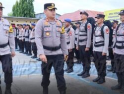 Penangkapan oleh 153 anggota Polres Majene terhadap distribusi logistik Pemilu 2024