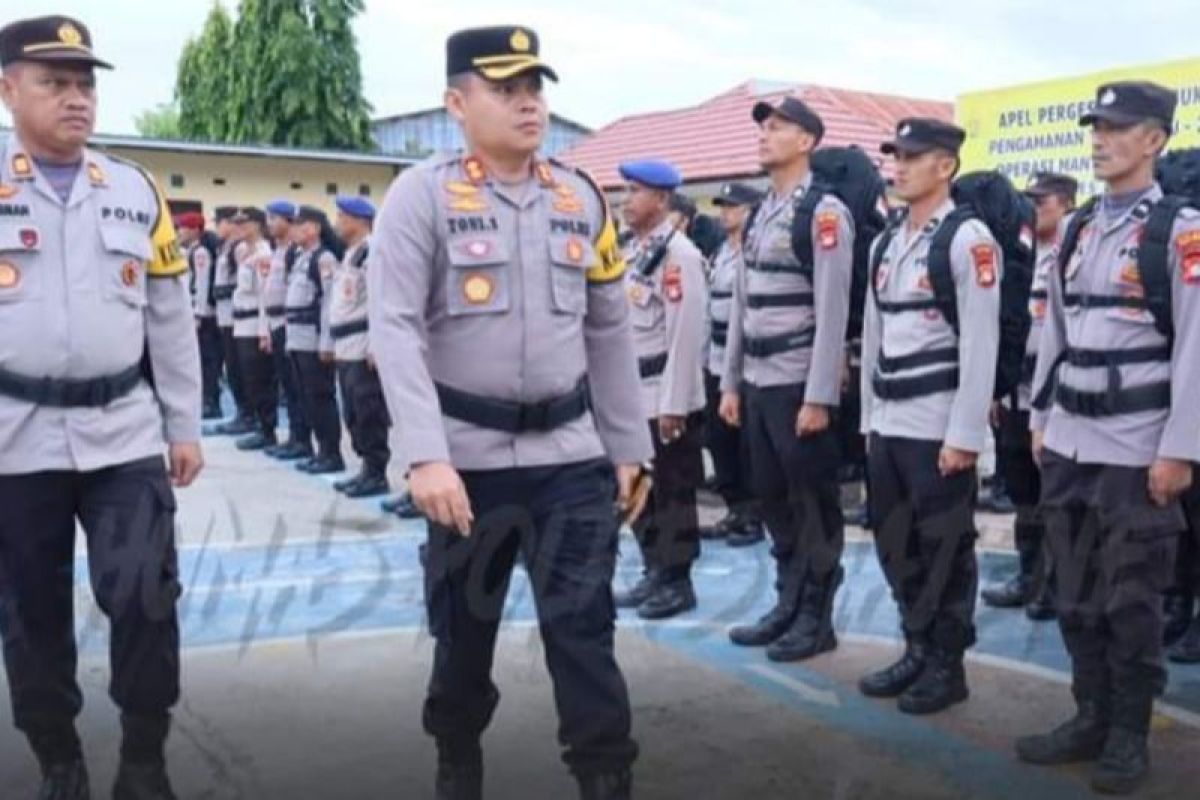 Penangkapan oleh 153 anggota Polres Majene terhadap distribusi logistik Pemilu 2024