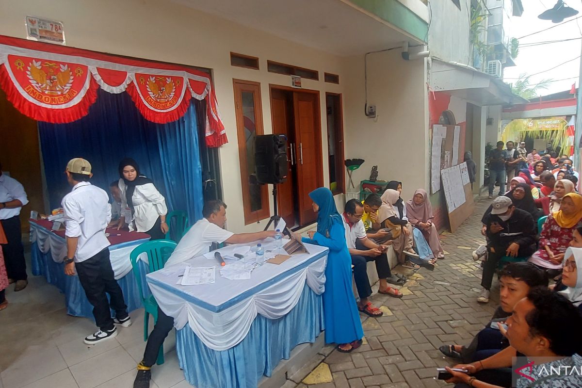 130 warga di Larangan Tangerang turut serta dalam pemungutan suara susulan