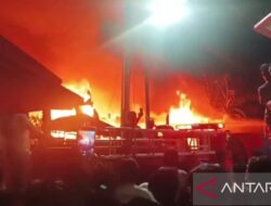 Rumah terbakar di Makassar setelah ditinggal salat tarawih