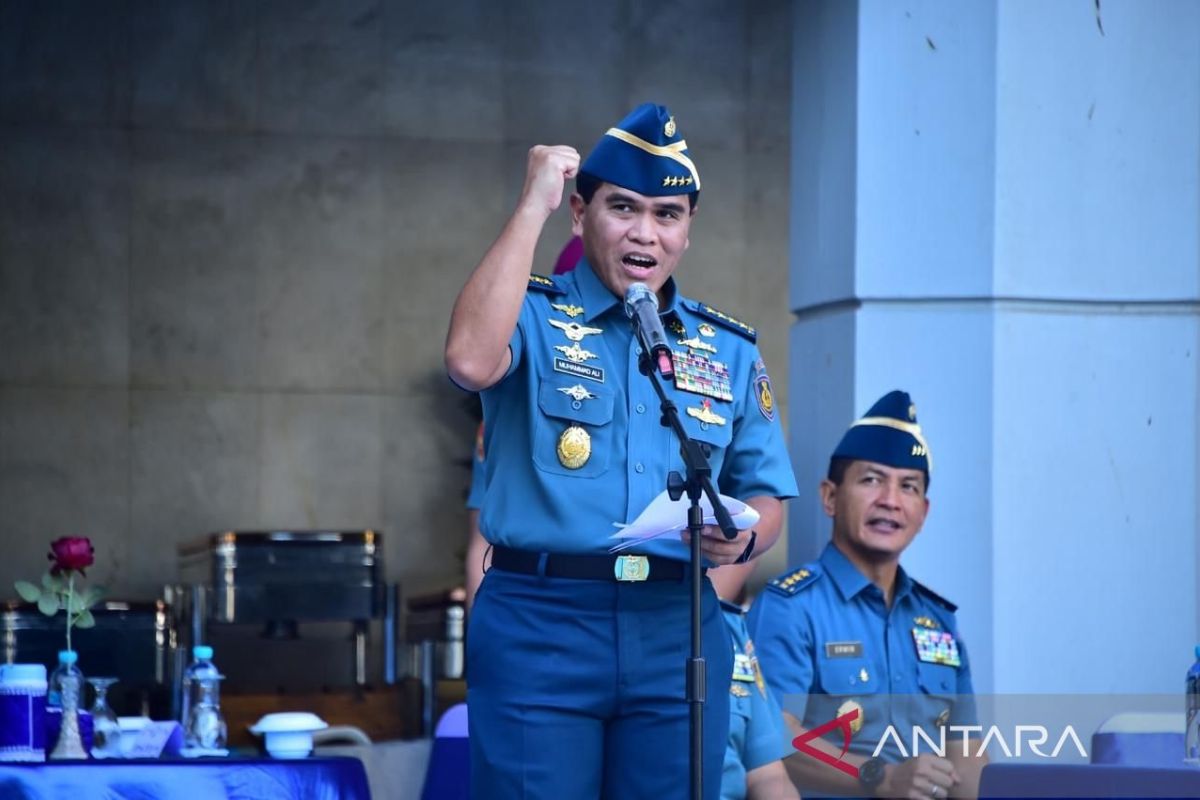 KSAL halalbihalal dengan prajurit di Mabesal pada hari pertama kerja