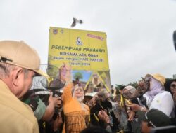 Acil Odah Pimpin Gerakan “Perempuan Menanam Ribuan Pohon” di Kalimantan Selatan untuk Memperingati Hari Kartini