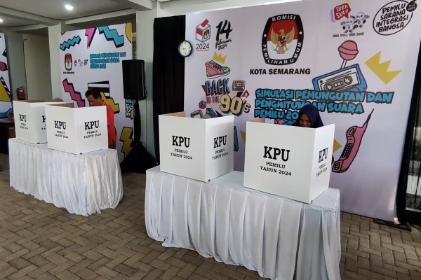 KPU Kota Semarang Memastikan Tidak Ada Calon Jalur Perseorangan di Pilkada