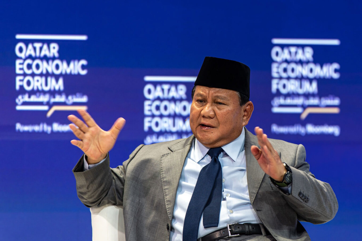 Prabowo Subianto receives applause at Qatar Economic Forum for his in-depth discussion on democracy in leadership