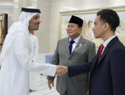 Pertemuan Prabowo Subianto dan Gibran Rakabuming Raka dengan Emir Qatar dan PM Qatar untuk Membahas Kerja Sama dan Situasi di Gaza.