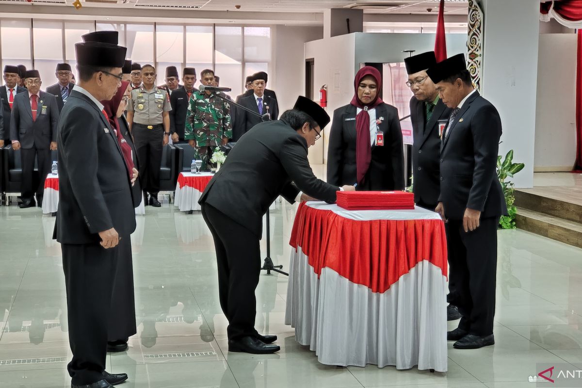 Gubernur Kaltara melantik lima pejabat tinggi pratama