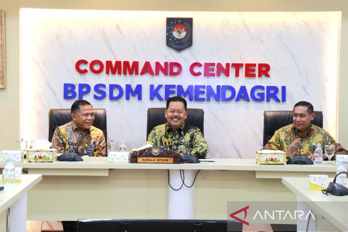 Badan Pengembangan Sumber Daya Manusia – Badan Diklat Kemhan membahas peluang kerja sama dan transformasi.