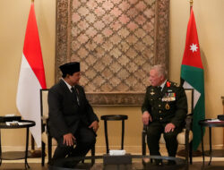 Prabowo Subianto Meets King Abdullah II and Conveys Greetings from Jokowi, Receives Congratulations