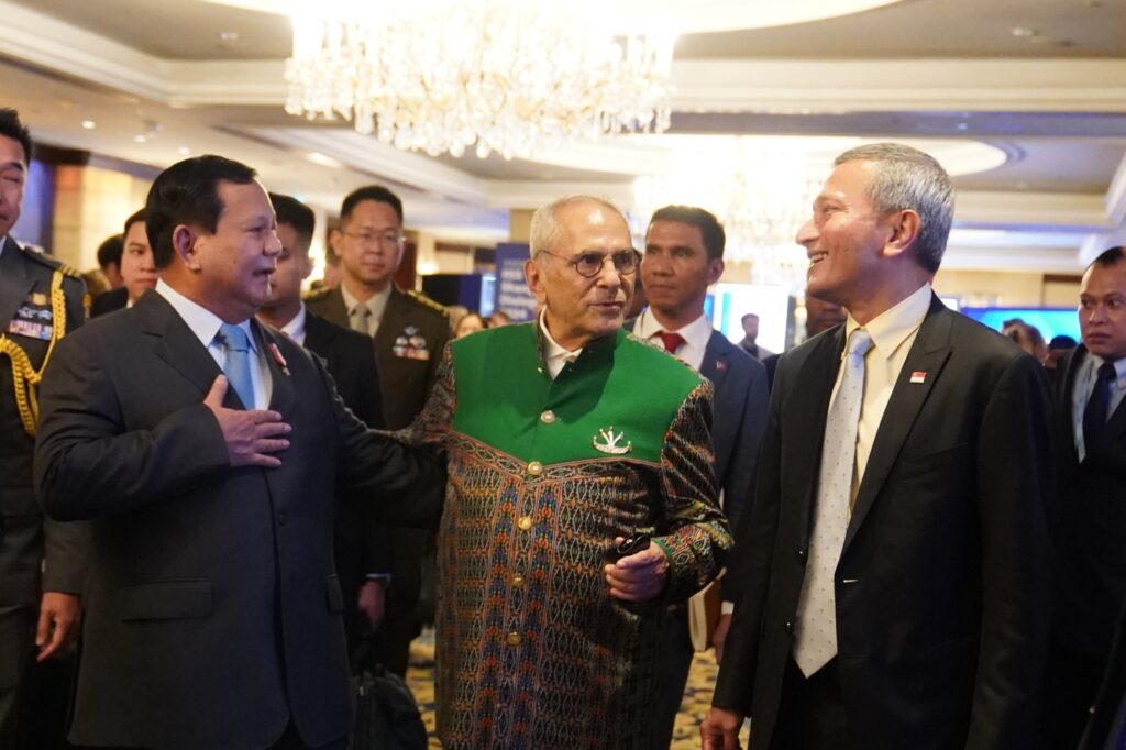 Prabowo Subianto Shares a Warm Moment with Timor Leste President Ramos Horta at IISS Shangri-La Forum