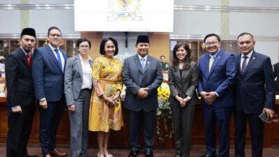 Prabowo Subianto Mengucapkan Pamitan dan Permintaan Maaf pada Rapat Terakhir dengan DPR: Tantangan yang Lebih Besar Menunggu Kita