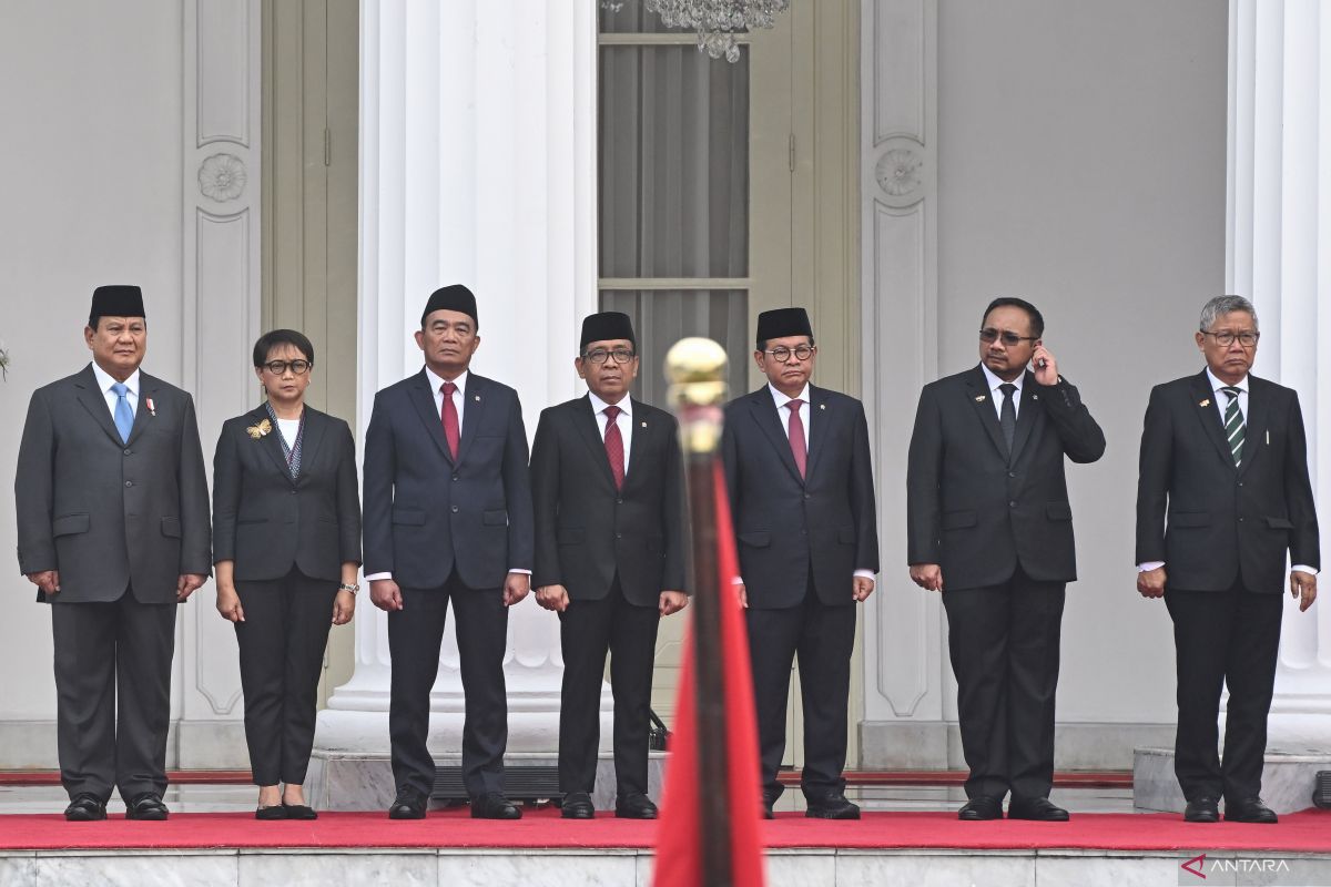 Syarat dan ketentuan menjadi menteri di Indonesia