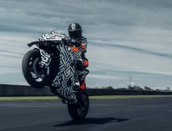 Kejutan Besar dari KTM: Superbike Baru Menunggu!