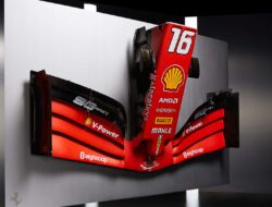 Ferrari Jual Memorabilia Bagian Asli Mobil: Beli Sekarang!