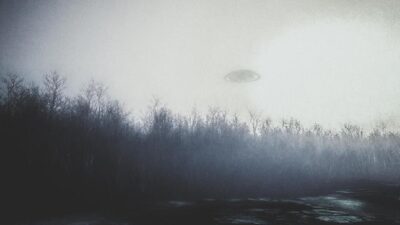 Peneliti: Pesawat Alien Berencana Serang Bumi Tahun Ini?