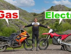 Suzuki Hayabusa vs Stark Varg: Siapa yang Lebih Unggul di Tanjakan?