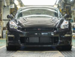 Nissan GT-R: Terakhir dan Baru!