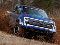 Ford Menunda Peluncuran Pikap dan Van Listrik Selanjutnya
