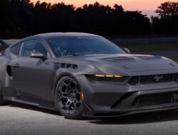 Mustang GTD Terbaru: Transformasi Cat ke Karbon Murni