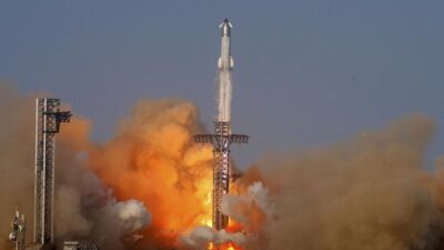 Elon Musk dan SpaceX: Eksplorasi Antariksa di Puncak Kesuksesan