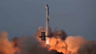 Starship Berhasil Meluncur di Uji Coba ke-10: Elon Musk Berhasil
